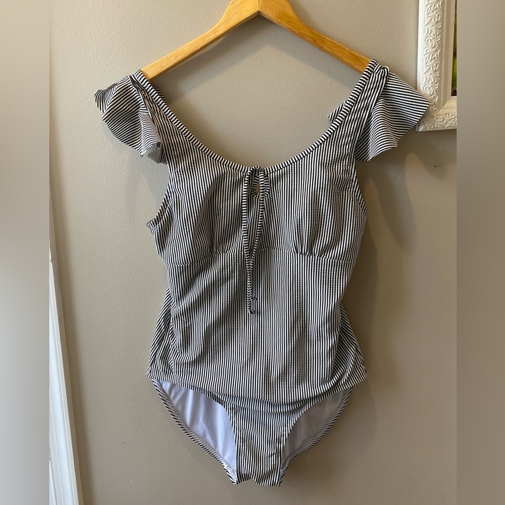 Lime Ricki Swimsuit • Large • Keyhole Front • Flowy Strap Detail • One-Piece